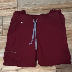FIGS Zamora Jogger Scrub Pants Small Burgundy Regular Length